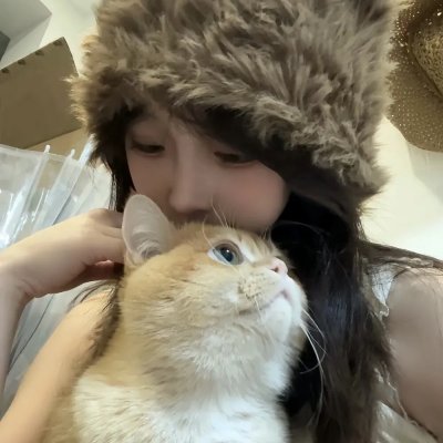 清秀俏佳人
